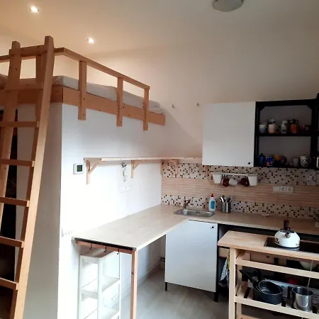 Apartament *